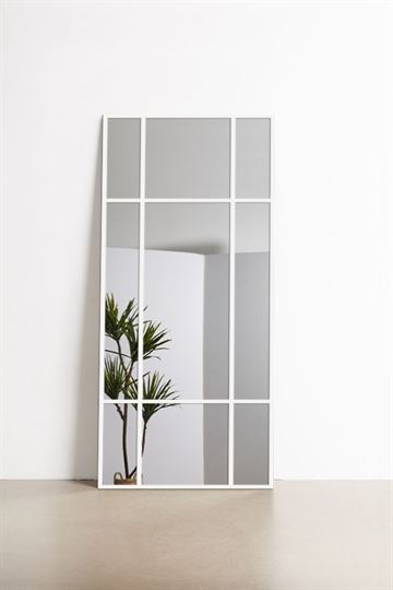 Spegel med vitlackerad ram av järn stl. 170x80 cm